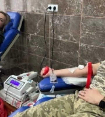 Сорок військовослужбовців на Рівненщині поповнили банк крові. ФОТО