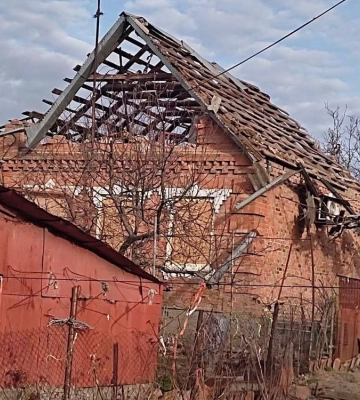 По Никопольщине враг бил из артиллерии и атаковал дронами: один человек погиб