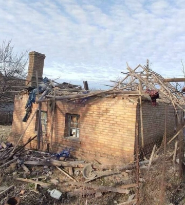По Никопольщине враг бил из артиллерии и атаковал дронами: один человек погиб