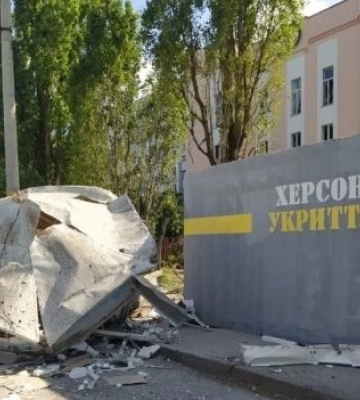 У Херсоні вибухи, місто під обстрілом ворога