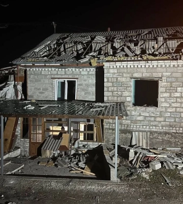 В пригороде Днепра слышен взрыв: россияне направили 2 ракеты