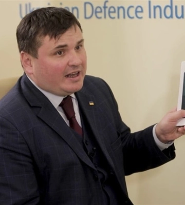 Українцям розповіли, cкільки заробляв колишній очільник Херсонської ОДА Юрій Гусєв перебуваючи в «Укроборонпромі»