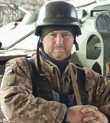 Пам’яті командира взводу штурмовиків ЗСУ Сергія Офіцерова (позивний «Хотин»)
