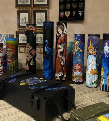 Як пройшов Благодійний аукціон у Надвірній та скільки коштів вдалось вилучити: фоторепортаж