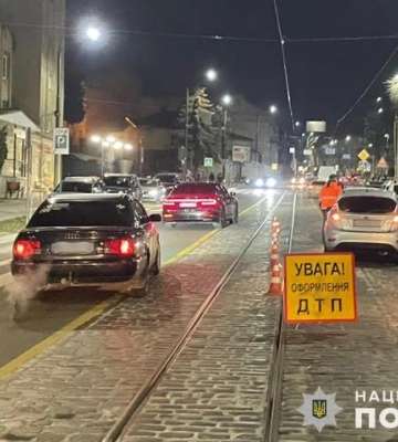 У Львові водійка «Ford Fiesta» збила 80-річну жінку