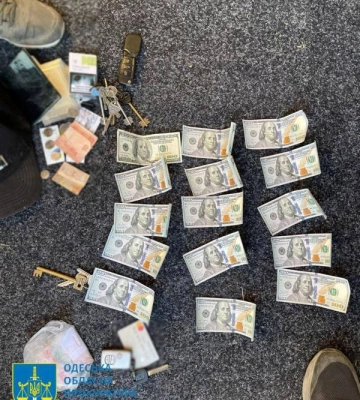Одеський поліцейський незаконно переправляв ухилянтів за кордон