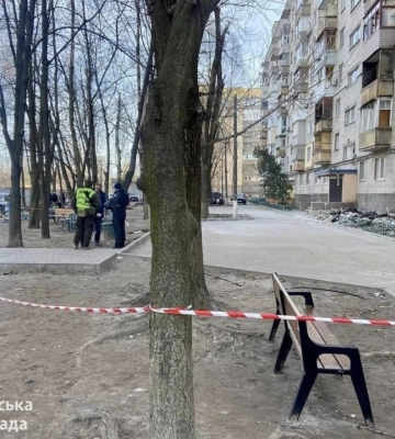 Дніпро продовжує долати наслідки шахедної атаки, яка сталася 23 лютого