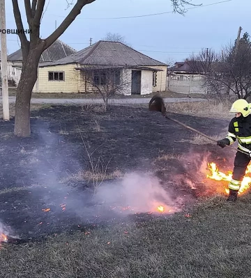 На Дніпропетровщині ліквідували 60 пожеж в екосистемах