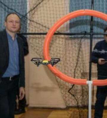 У школах Полтавщини на уроках Захисту Вітчизни дітей навчатимуть керувати дронами