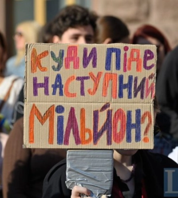«Квіти замість дронів»: скільки грошей на благоустрій планують витратити громади Харківщини у 2024 році