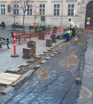 У Львові розкопають центральні вулиці і замінять бруківку на гранітну плитку