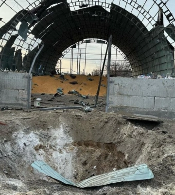 Пес спас мужчину во время ракетного удара по Песочину