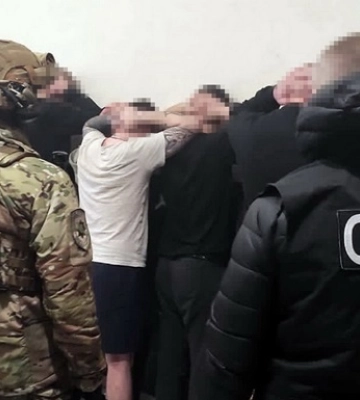 В Житомире заключенный выманивал деньги у родственников военных