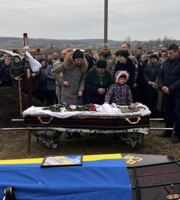 У громаді на Рівненщині прощатимуться зі стрільцем, який загинув на Донеччині