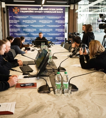 За рік рятувальники Тернопільщини загасили майже 1100 пожеж і розмінували 520 гектарів земель
