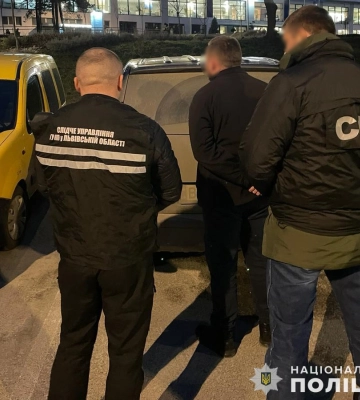На Львівщині СБУ затримала двох депутатів, які вимагали хабар за вирішення &quot;земельного питання&quot;
