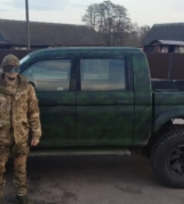 Громада на Любомльщині передала авто для 100 бригади