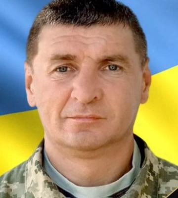 Громада Тернопільщини омивається слізьми: трагічно загинув захисник Роман Ющишин