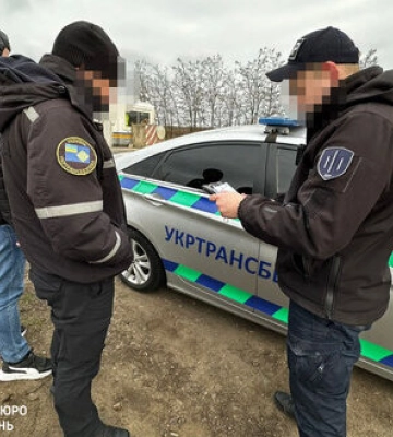 Керівника &quot;Укртрансбезпеки&quot; Миколаївщини викрили на мільйонних поборах з перевізників