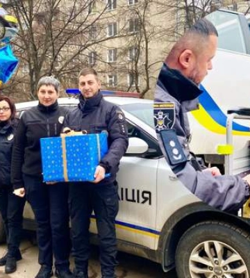 Мрії повинні здійснюватися: як поліцейські Івано-Франківська мило виконали бажання хлопчика