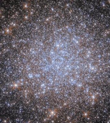 Hubble показал звездное скопление в галактике Большое Магелланово Облако