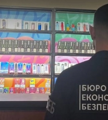 Судитимуть волинян, які організували незаконний бізнес на електронних сигаретах