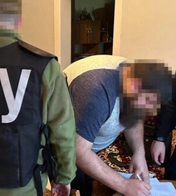 Отримали підозру два священники УПЦ МП на Закарпатті, які поширювали комуністичну символіку та кремлівські наративи, - СБУ. ФОТО