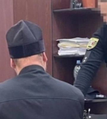 На Закарпатті двом священнослужителям УПЦ (МП) повідомили про підозру у поширенні комуністичної символіки