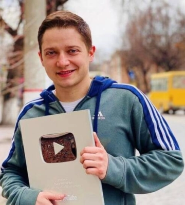 &quot;Якщо я помру... А я помру!&quot; Жарт блогера-мільйонника Юрія Ворожка, який загинув у басейні Кропивницького, став пророчим