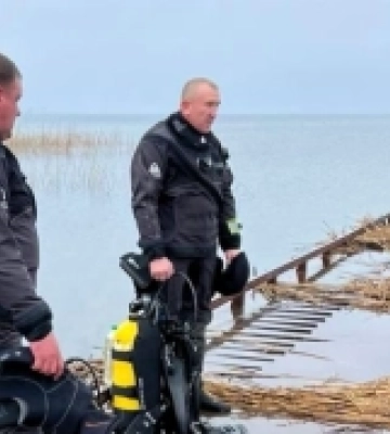 Водолази на Світязі відпрацьовували навички порятунку у воді