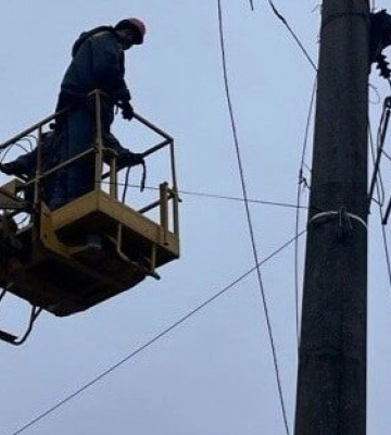 За два роки війни одеські енергетики повернули світло понад 116 тисячам родинам