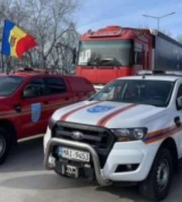 Молдова направила в Україну п'ять фур гуманітарної допомоги