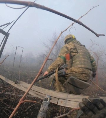 Ворогу не вдається перехопити ініціативу на Бахмутському напрямку, - офіцер НГУ Назаренко