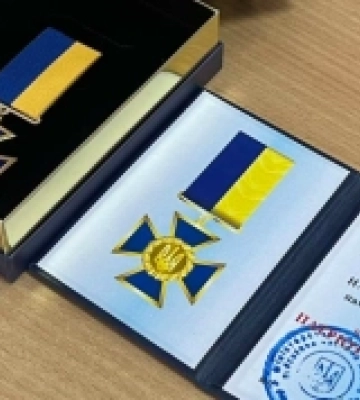 Директора лікарні на Одещині нагородили медаллю «Хрест патріота України»