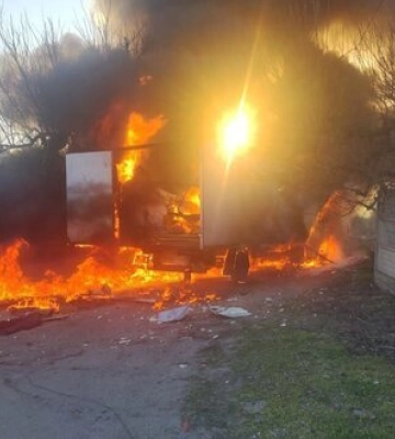 Росіяни цілий день обстрілювали Нікопольщину: завдали 10 ударів БпЛА та здійснили 5 артобстрілів. ФОТОрепортаж