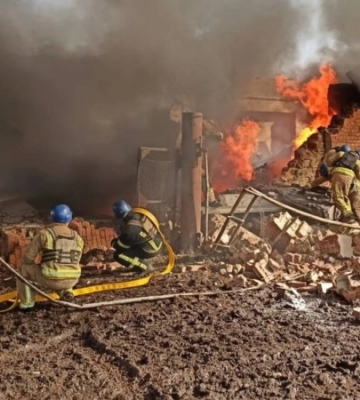 Минулого дня ворог 59 разів обстріляв 12 громад на Сумщині, пролунали 296 вибухів, - ОВА