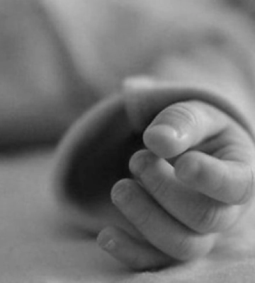 На Рівненщині померло одномісячне немовля: батьки звинувачують лікарів