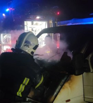 28 лютого підрозділи ДСНС двічі залучались для гасіння пожеж автомобілів