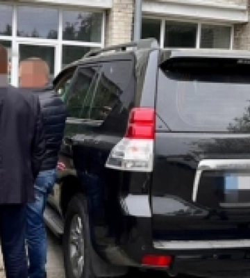 Начальника управління Волинської ОВА судитимуть за одержання хабаря (ФОТО)