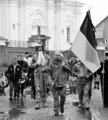 У Луцьку попрощалися з Героєм Максимом Омельчуком