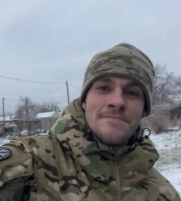 Пройшов багато гарячих точок: захисник з Волині отримав високу державну нагороду