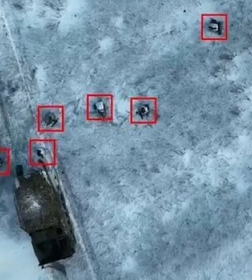 Знищення ворожої штурмової групи за допомогою дронів поблизу Бахмуту. ВIДЕО