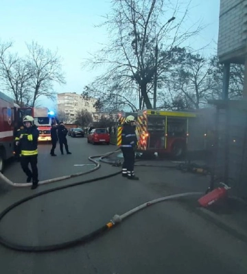 Пожежа у Черкасах: рятувальники евакуювали п&#039;ятьох людей