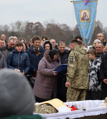 На Волині попрощалися з військовим Андрієм Попком
