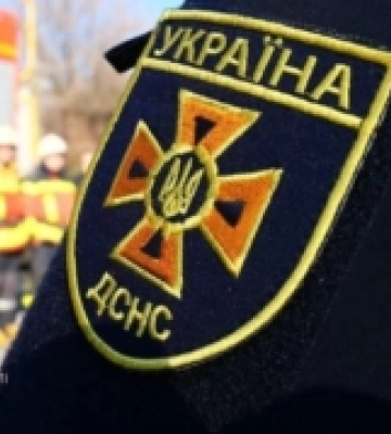 На трасі Київ-Одеса гасили палаючу вантажівку