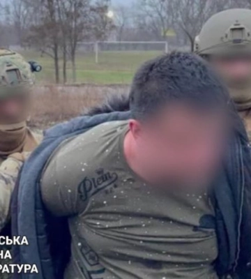 Блогер, который плюнул в лицо патрульному в Харькове, получил приговор суда