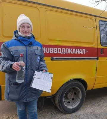 Через забруднення паливом відключили воду у колонках на Котельній у Харкові