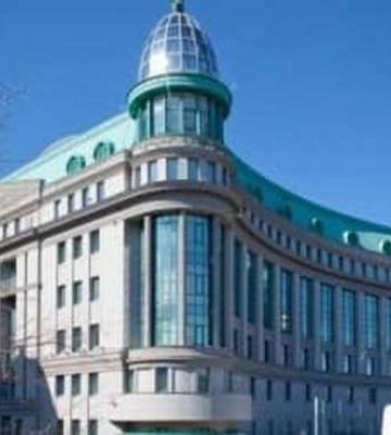 У привласненні 480 млн. гривень вкладників фондів банку «Аркада» підозрюють колишнього Голову правління його заступницю