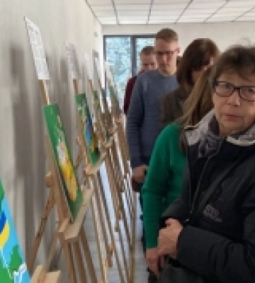 У Рівному «Крим SOS» презентував роботи художниці Ірини Вале про злочини росіян