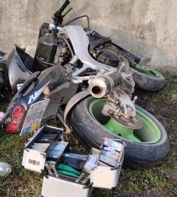 На Львівщині 18-річний водій мотоцикла в’їхав в бетонну огорожу і загинув (ФОТО)